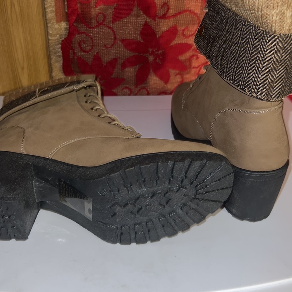 Combat boots - Picture 3 of 3